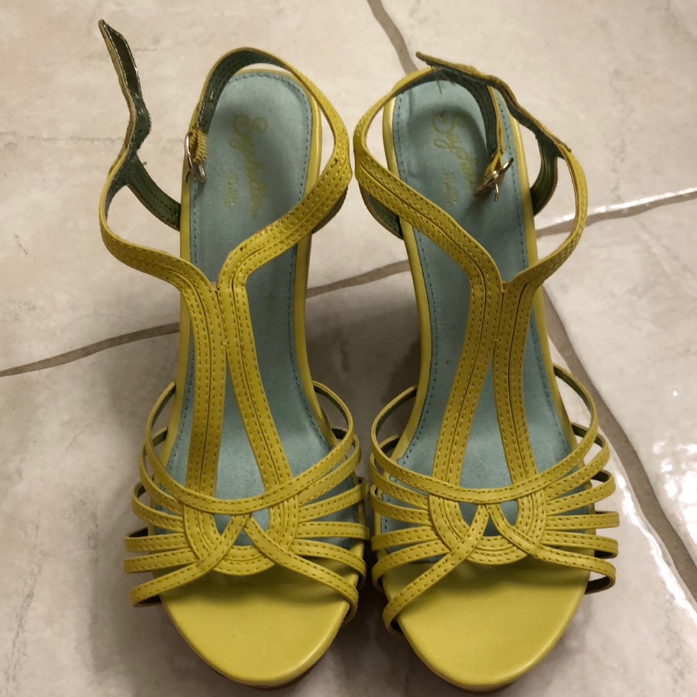 Wedge platform shoes